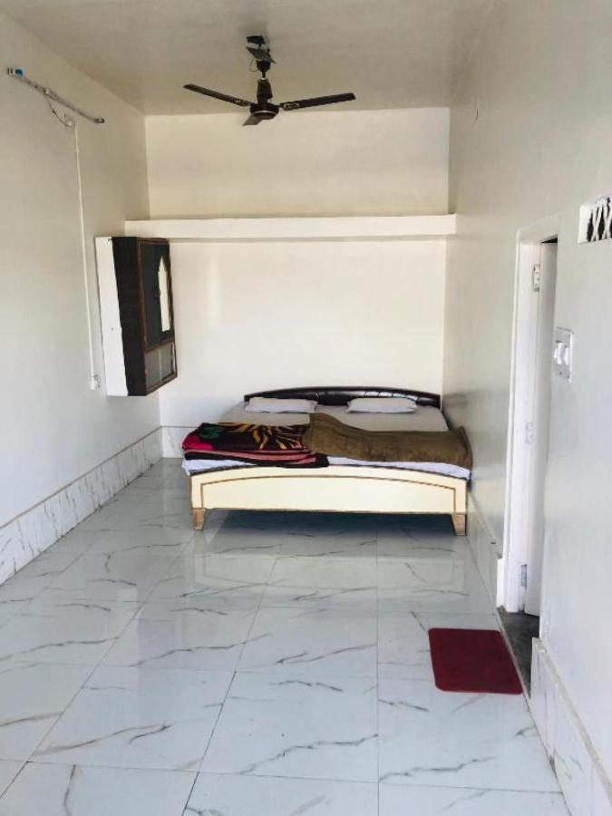Shivam Hotel, Pāli Esterno foto
